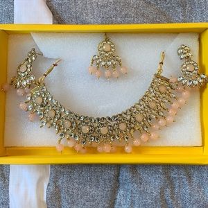 Indian jewelry necklace set